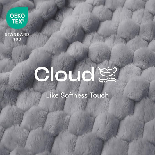 Luciphia Soft 300GSM Fleece Pet Blanket - Image 2