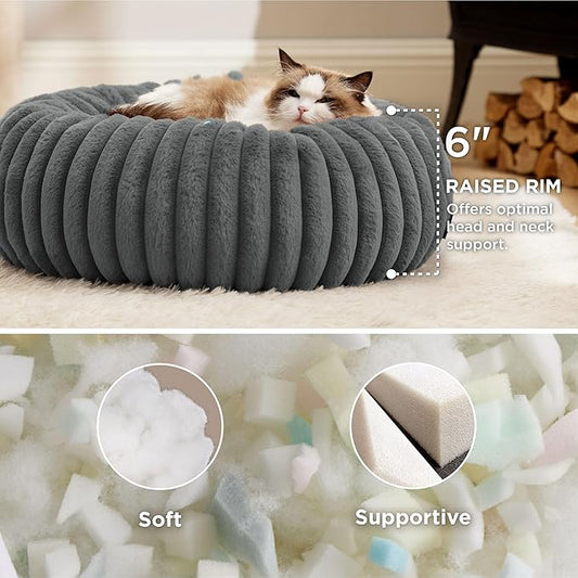 Bedsure ComfyFleece™ Cat beds for Indoor Cats - Image 2