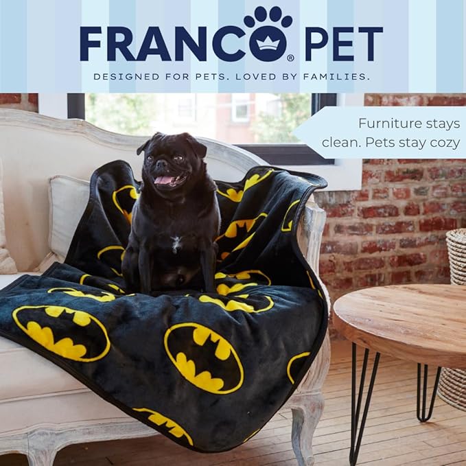 Franco Pet Batman DC Comics Bat Shield Logo Super Soft Cozy Waterproof - Image 6