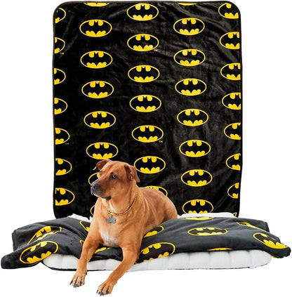 Franco Pet Batman DC Comics Bat Shield Logo XL Oversized Super Soft Cozy by Franco