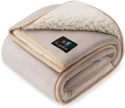 Luciphia Waterproof Pet Blanket, Liquid Pee Proof Dog Blanket by luciphia