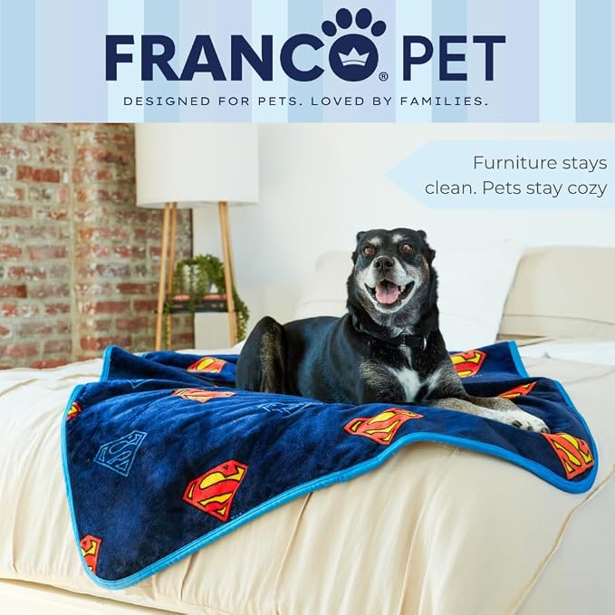 Franco Pet Superman DC Comics Super Soft Cozy Waterproof Sherpa-Backed Blanket - Image 6
