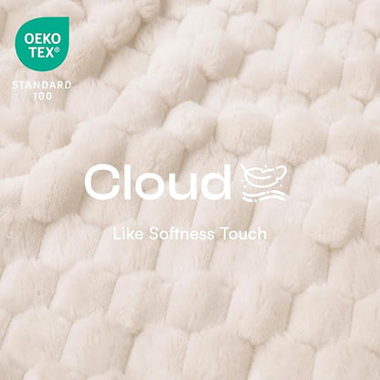 Luciphia Soft 300GSM Fleece Pet Blanket - Image 2