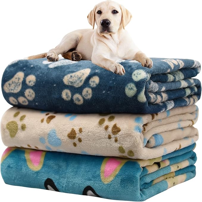 Rezutan Premium Dog Blankets for Large Dogs & Cat Flannel Blanket Washable by Rezutan