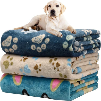 Rezutan Premium Dog Blankets for Large Dogs & Cat Flannel Blanket Washable by Rezutan