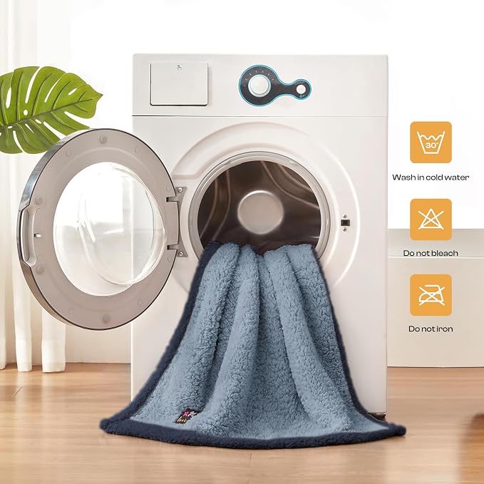 Luciphia Waterproof Pet Blanket - Image 5