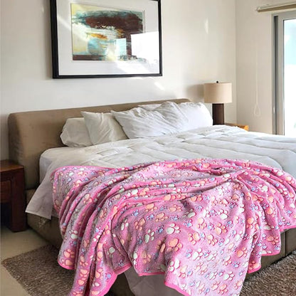 Dog Blankets for Large Dogs, Soft Fluffy Flannel Pet Blanket Mat Cover for Bed - Image 4