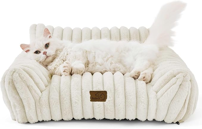 Bedsure ComfyFleece™ Cute Cat Couch - Image 8