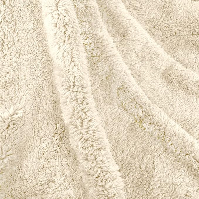 PetAmi Fluffy Waterproof Dog Blanket - Image 8