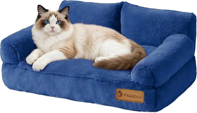 Plush Cat Couch Bed by FAMIDGE