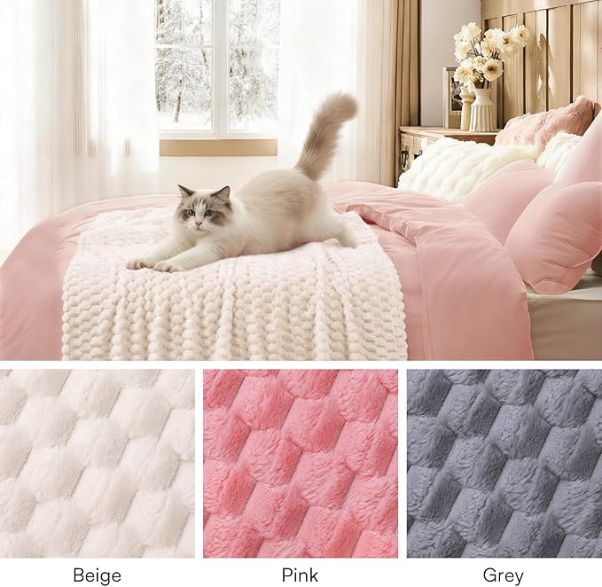 Luciphia Soft 300GSM Fleece Pet Blanket - Image 3