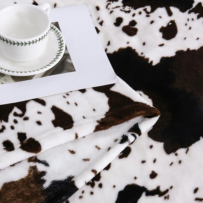 Bnuitland Cow Printed Fleece Flannel Throw Blanket, 300 GSM Double Sided Fuzzy - Image 5
