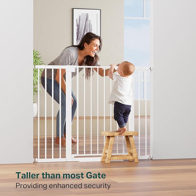 Cumbor 36" Extra Tall Baby Gate - Image 4