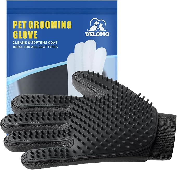 Pet Hair Remover Glove by DELOMO