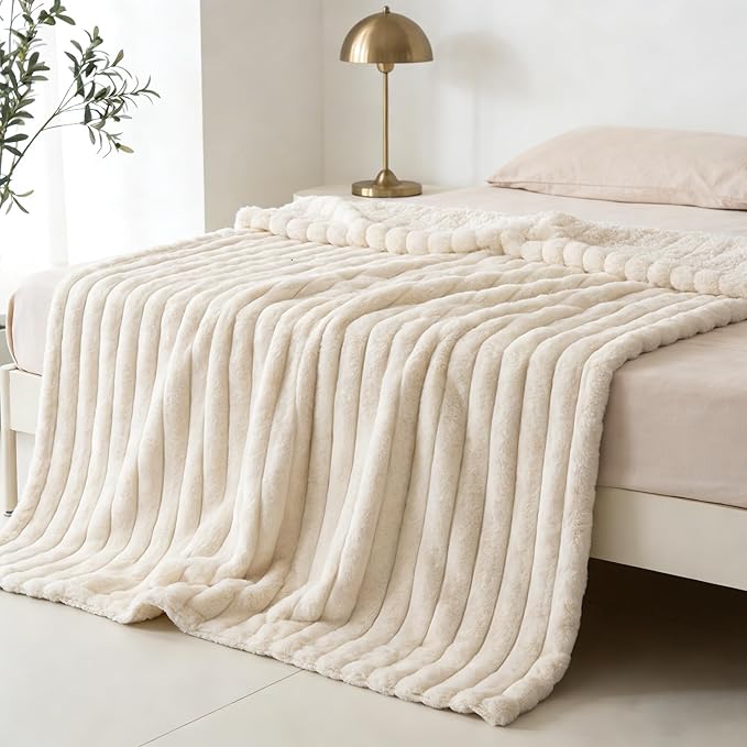 Waterproof Dog Blanket for Bed, Luxury Plush Washable Large Dogs Blankets for - Image 8