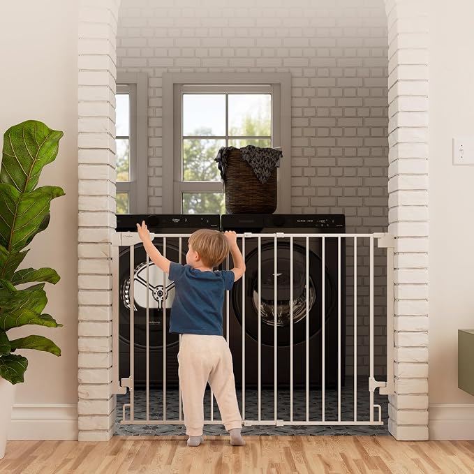 Cumbor 34" Extra Tall Baby Gate - Image 6