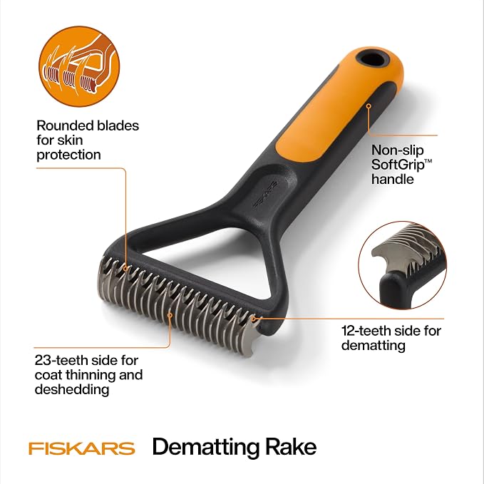 Fiskars Pet, Cat and Dog Brush, Fine Bristles & SoftGrip Handle - Image 2
