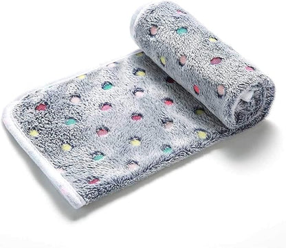 1 Pack 3 Blankets Super Soft Cute Dot Pattern Pet Blanket Flannel Throw - Image 4