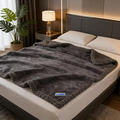 Waterproof Dog Blanket for Large Dogs - Image 8