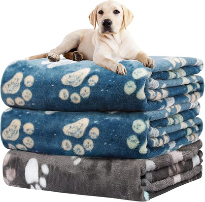 Rezutan Premium Dog Blankets for Large Dogs & Cat Flannel Blanket Washable by Rezutan