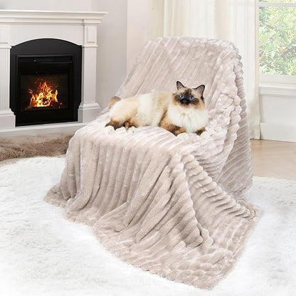 Waterproof Dog Blanket, Soft Fleece Blanket - Image 3