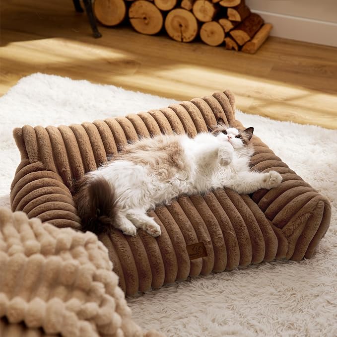 Bedsure ComfyFleece™ Cute Cat Couch - Image 8