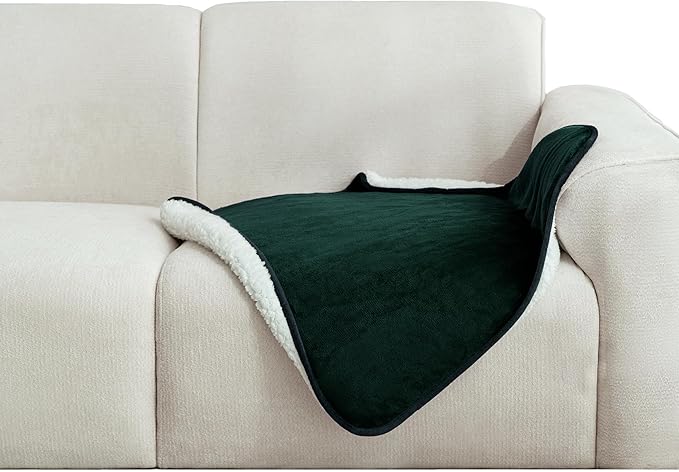 gogobunny Waterproof Bed Blanket, Reversible Sherpa Fleece Throw Blanket by gogobunny