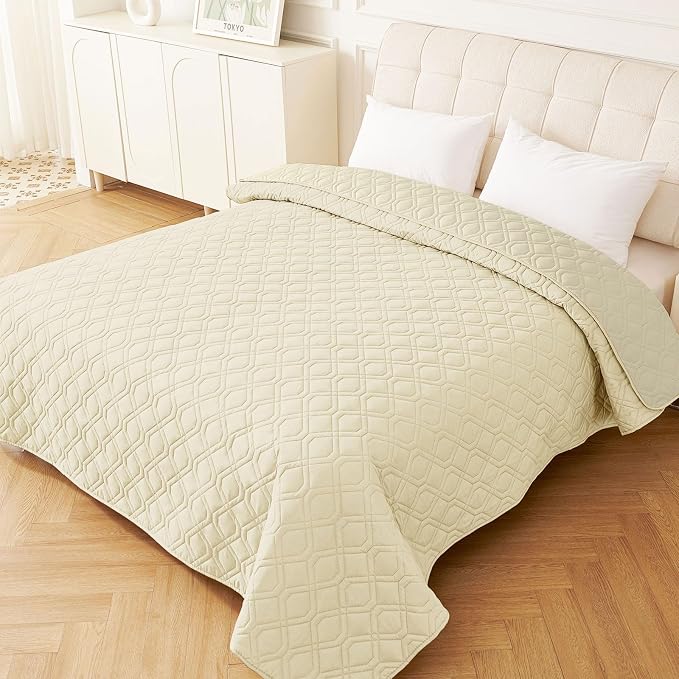 hyha Waterproof Dog Bed Blanket, Soft Pet Blankets, Waterproof Couch Cover - Image 8