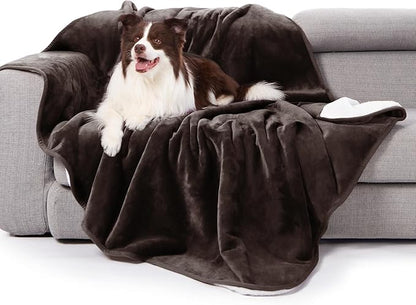 gogobunny Waterproof Bed Blanket, Reversible Sherpa Fleece Throw Blanket by gogobunny