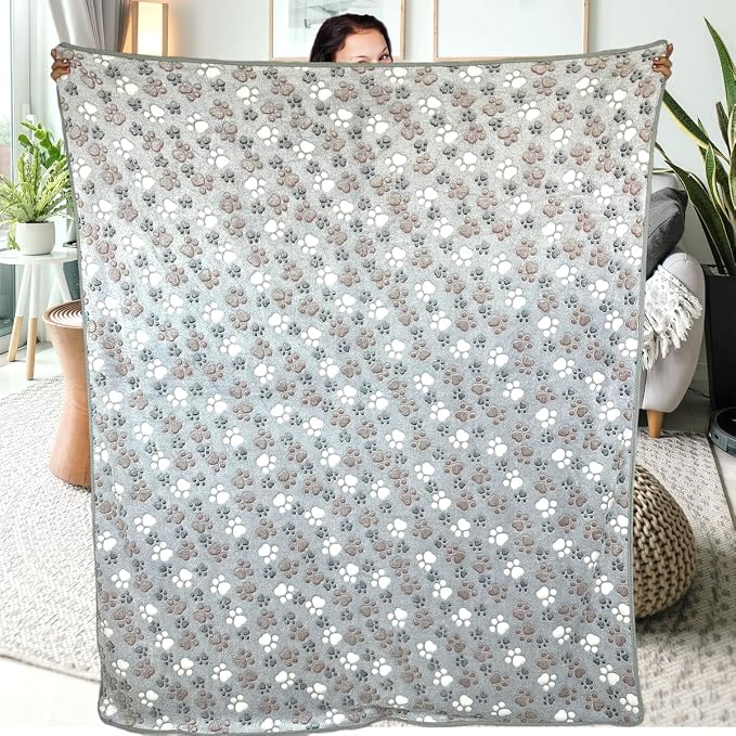 Dog Blankets for Large Dogs, Soft Fluffy Flannel Pet Blanket Mat Cover for Bed - Image 4