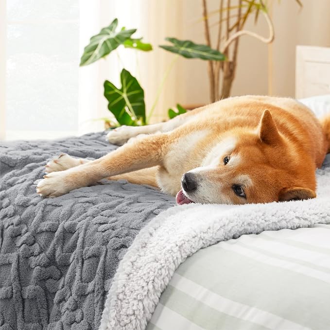 Bedsure Waterproof Dog Blankets - Image 5