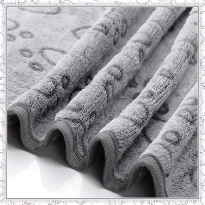 Tegeme 12 Pcs Pet Blankets Soft Fluffy Fleece Dog Cat Warm Paw Print Pattern - Image 7