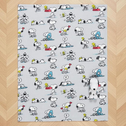 Peanuts Snoopy Pet Throw & Pet Pillow Set - 40in x 50in Super Soft Cozy Throw - Image 6