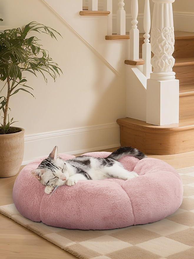 OhGeni 20 inches Calming Donut Dog & Cat Bed by OhGeni