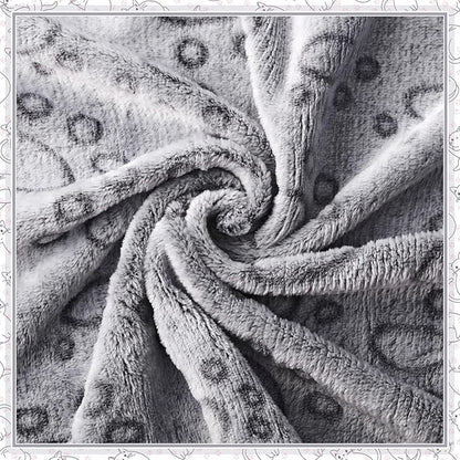 Tegeme 12 Pcs Pet Blankets Soft Fluffy Fleece Dog Cat Warm Paw Print Pattern - Image 3