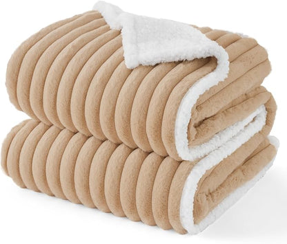 Bedsure ComfyFleece™ Waterproof Dog Blankets by BEDSURE