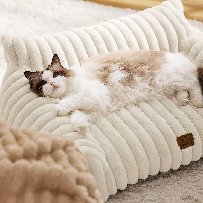 Bedsure ComfyFleece™ Cute Cat Couch - Image 8