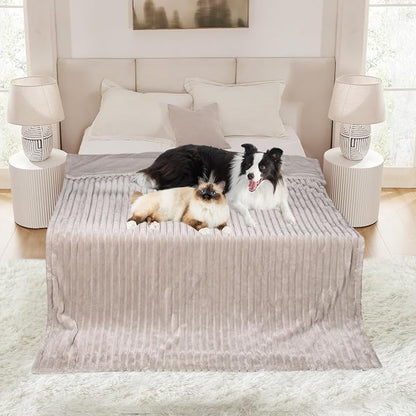 Waterproof Dog Blanket, Soft Fleece Blanket - Image 4