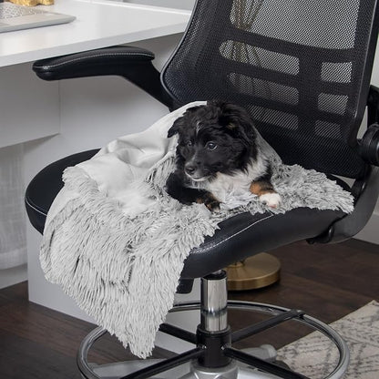 Furhaven Waterproof Throw Blanket - Image 3
