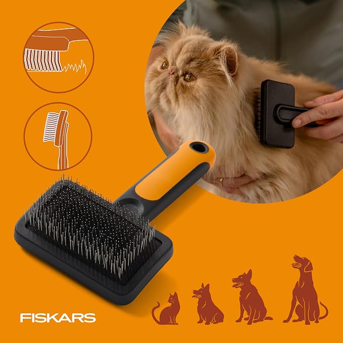 Fiskars Pet, Cat and Dog Brush, Fine Bristles & SoftGrip Handle - Image 9