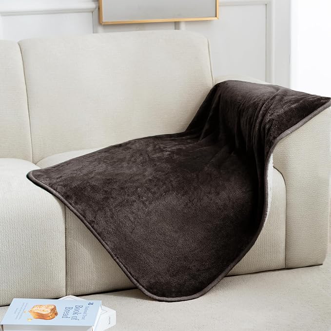 gogobunny Waterproof Bed Blanket, Reversible Sherpa Fleece Throw Blanket by gogobunny