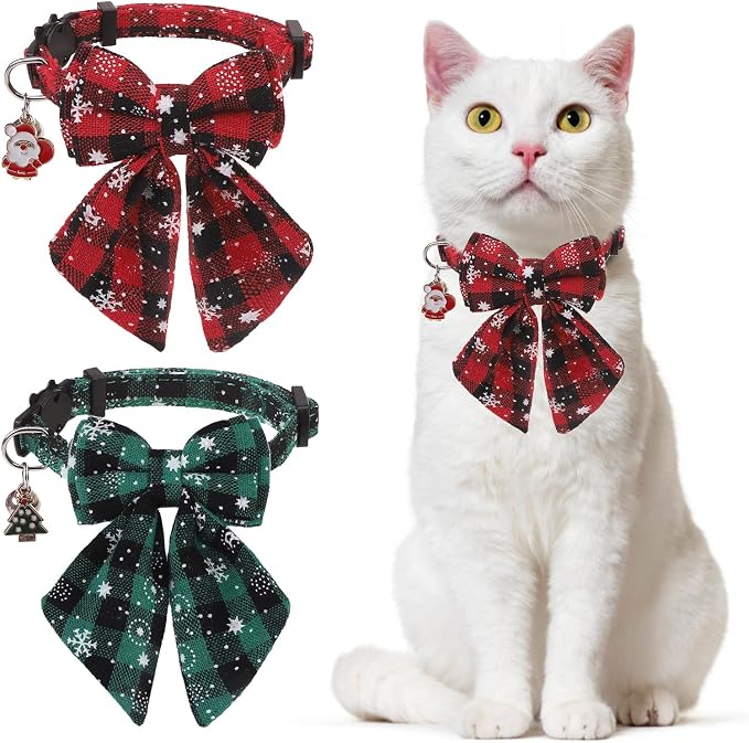 Christmas Cat Collar with Bells & Cute Pendant by DILLYBUD