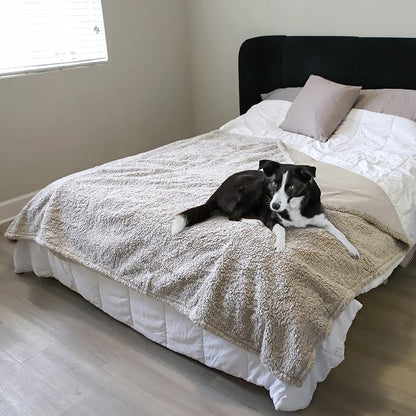 Kritter Planet Waterproof Bed Blanket - Image 5