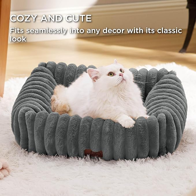 Bedsure ComfyFleece™ Cute Dog Bed - Image 4