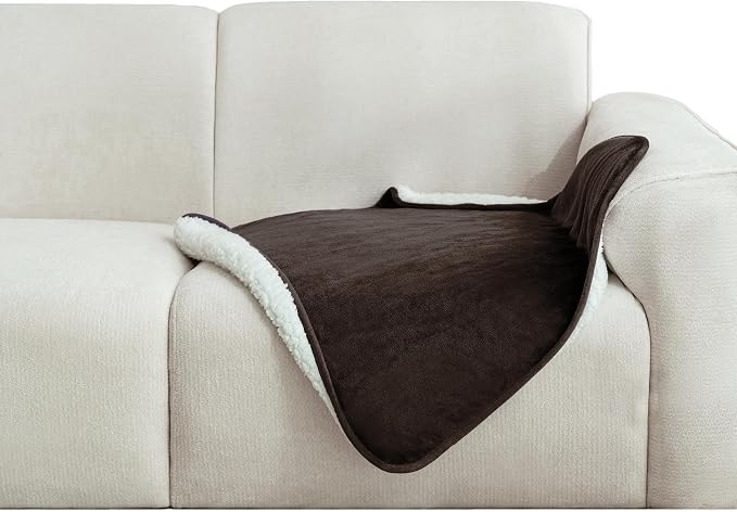 gogobunny Waterproof Bed Blanket, Reversible Sherpa Fleece Throw Blanket by gogobunny