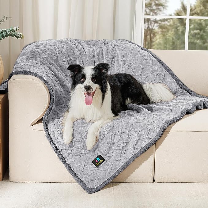 Luciphia Waterproof Pet Blanket, Liquid Pee Proof Dog Blankets by luciphia