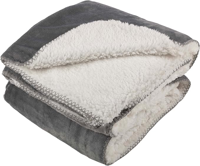 PETMAKER Dog Blanket by PETMAKER