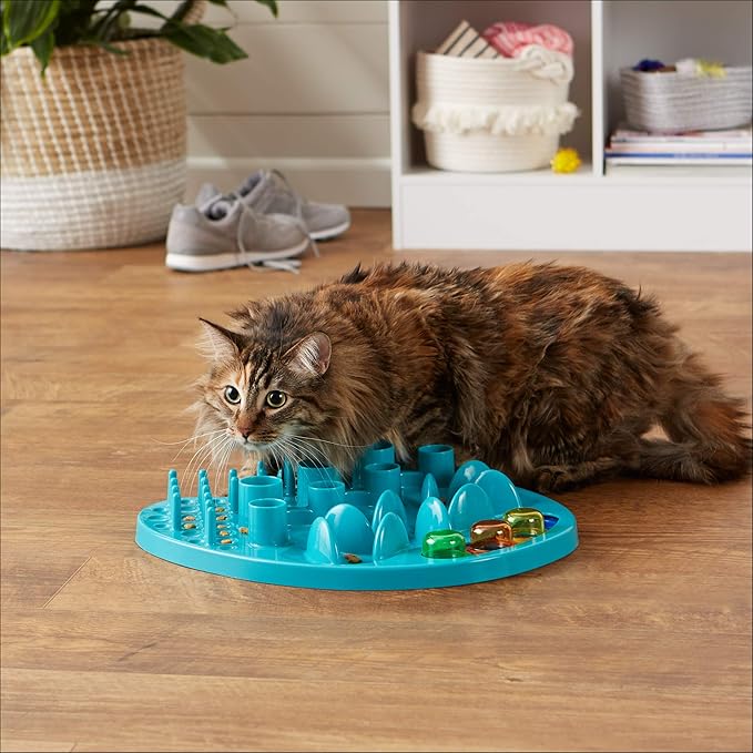 Amazon Basics Pet Activity Center and Feeder, 13.4 X 2.4 X 14.7 Inches - Image 6