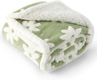 LE SURE Waterproof Dog Blanket for Large Dogs - Image 8