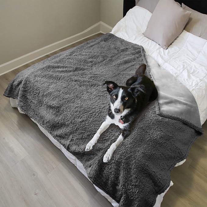 Kritter Planet Waterproof Bed Blanket - Image 5